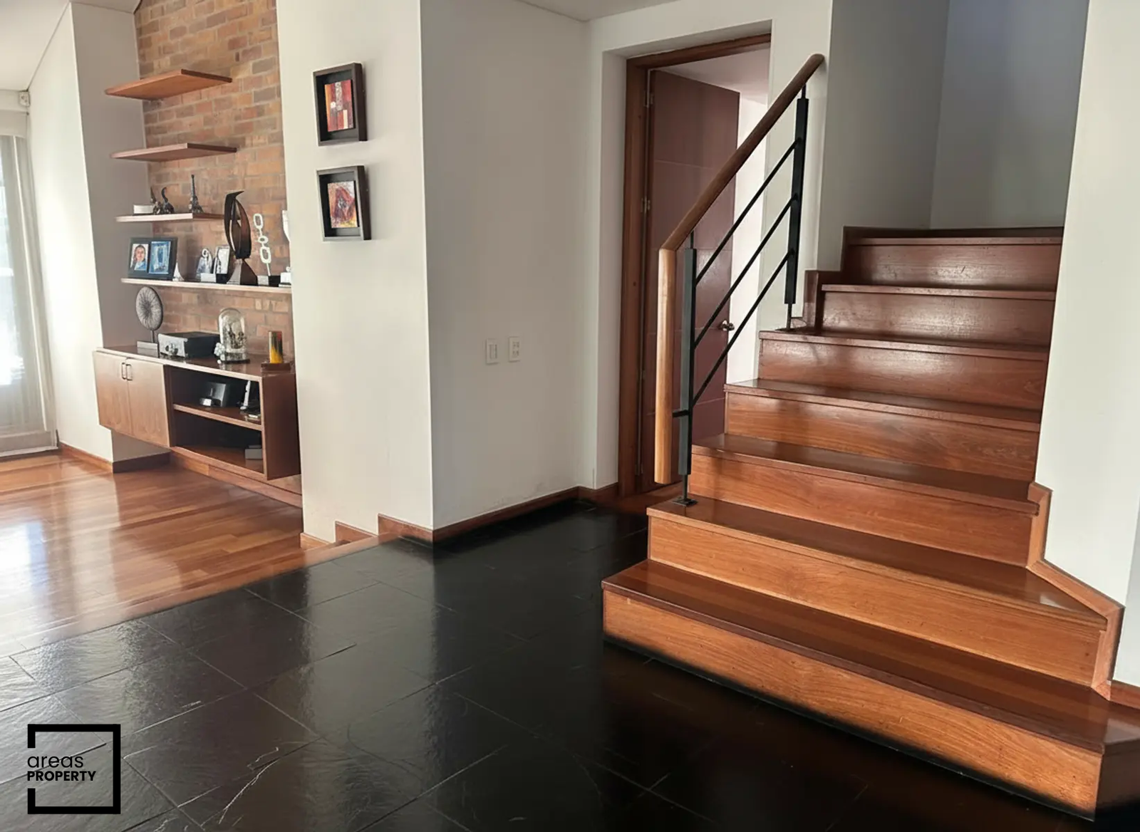 Casa Campestre en Venta en Cota (254 m²) - Imagen 4