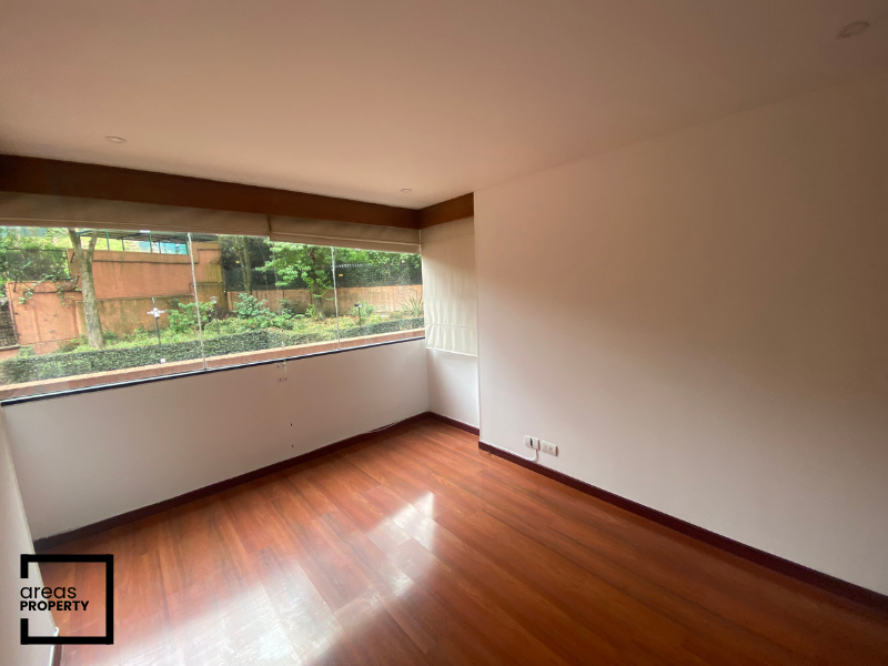 Apartamento en Venta en Los Rosales (152 m²) - Imagen 5