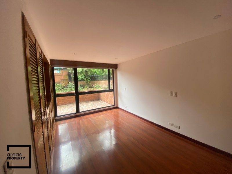 Apartamento en Venta en Los Rosales (152 m²) - Imagen 10