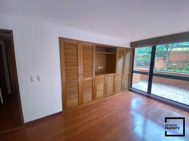 Apartamento en Venta en Los Rosales (152 m²) - Imagen 9