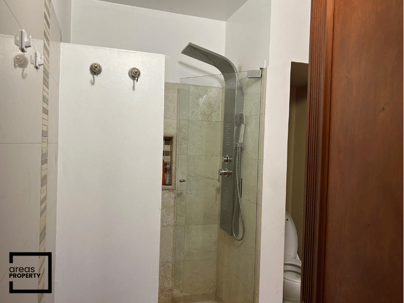 Casa en Venta y Arriendo en Cerros de Niza (260 m²) - Imagen 18