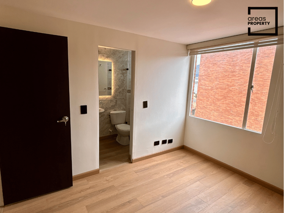 Apartamento Remodelado de 64 m² con Garaje Doble | Provivienda Oriental - Imagen 10